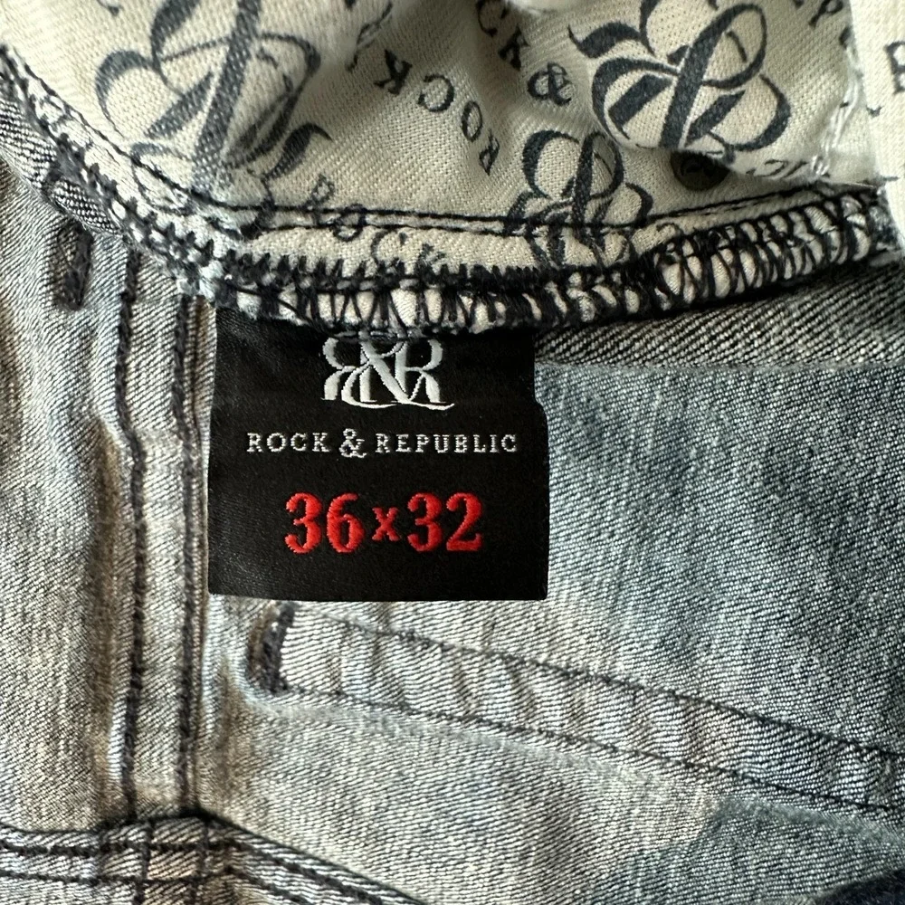 Rock and Republic Jeans Mens 36 Straight Dark‎ Blue Distressed Embroidery EUC